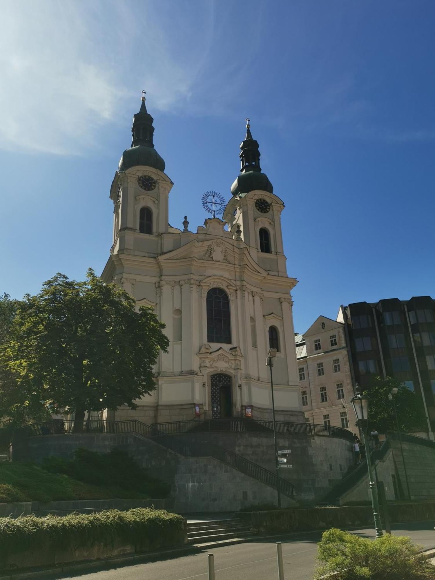 Ubytovani Ester - Utulny Byt V Lazenskem Centru Karlovych Varu Se Zahradkou Διαμέρισμα Κάρλοβι Βάρι Εξωτερικό φωτογραφία