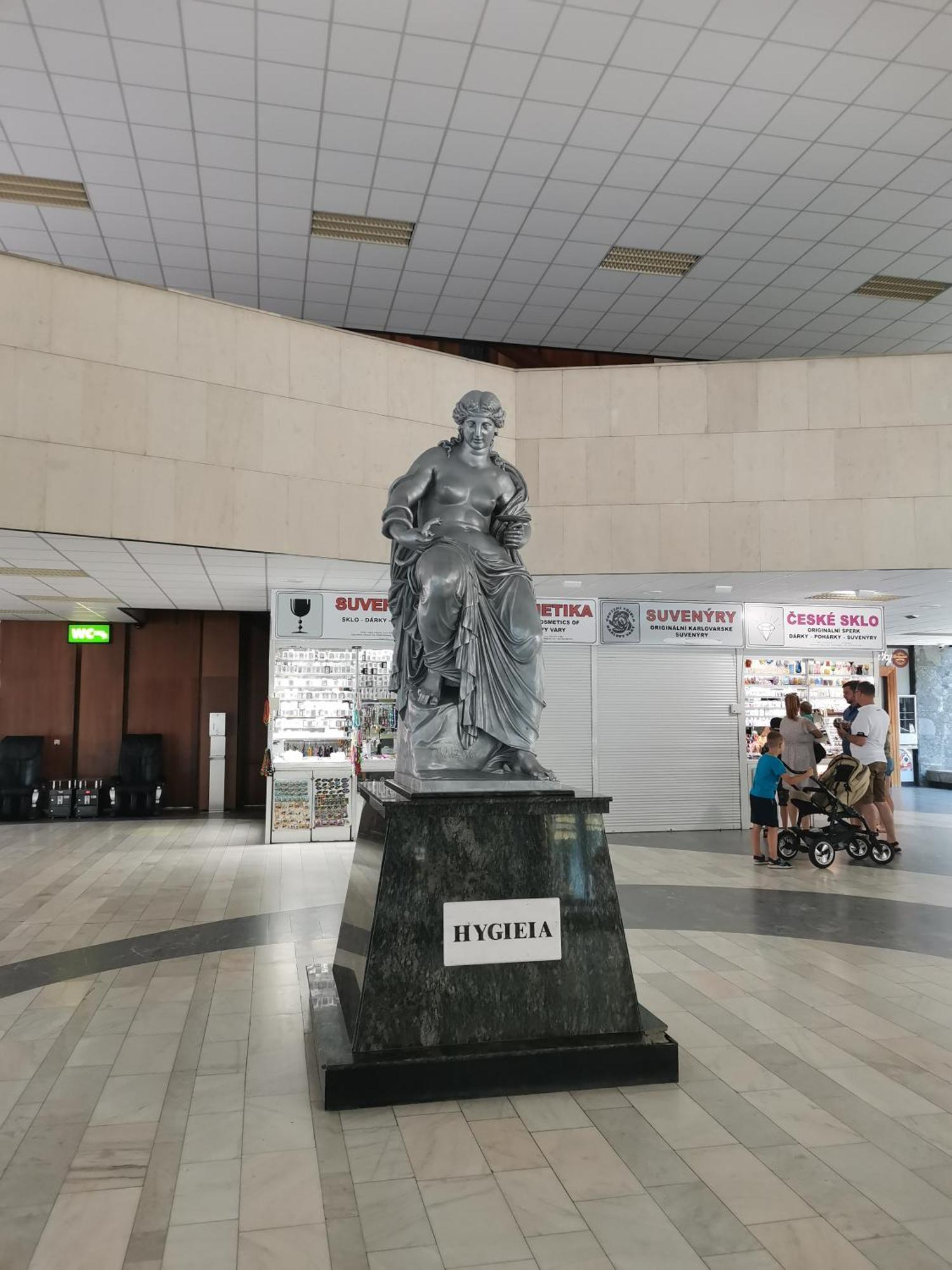 Ubytovani Ester - Utulny Byt V Lazenskem Centru Karlovych Varu Se Zahradkou Διαμέρισμα Κάρλοβι Βάρι Εξωτερικό φωτογραφία